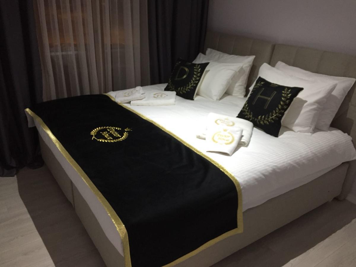 Doctor House Hotel Talas Exterior photo