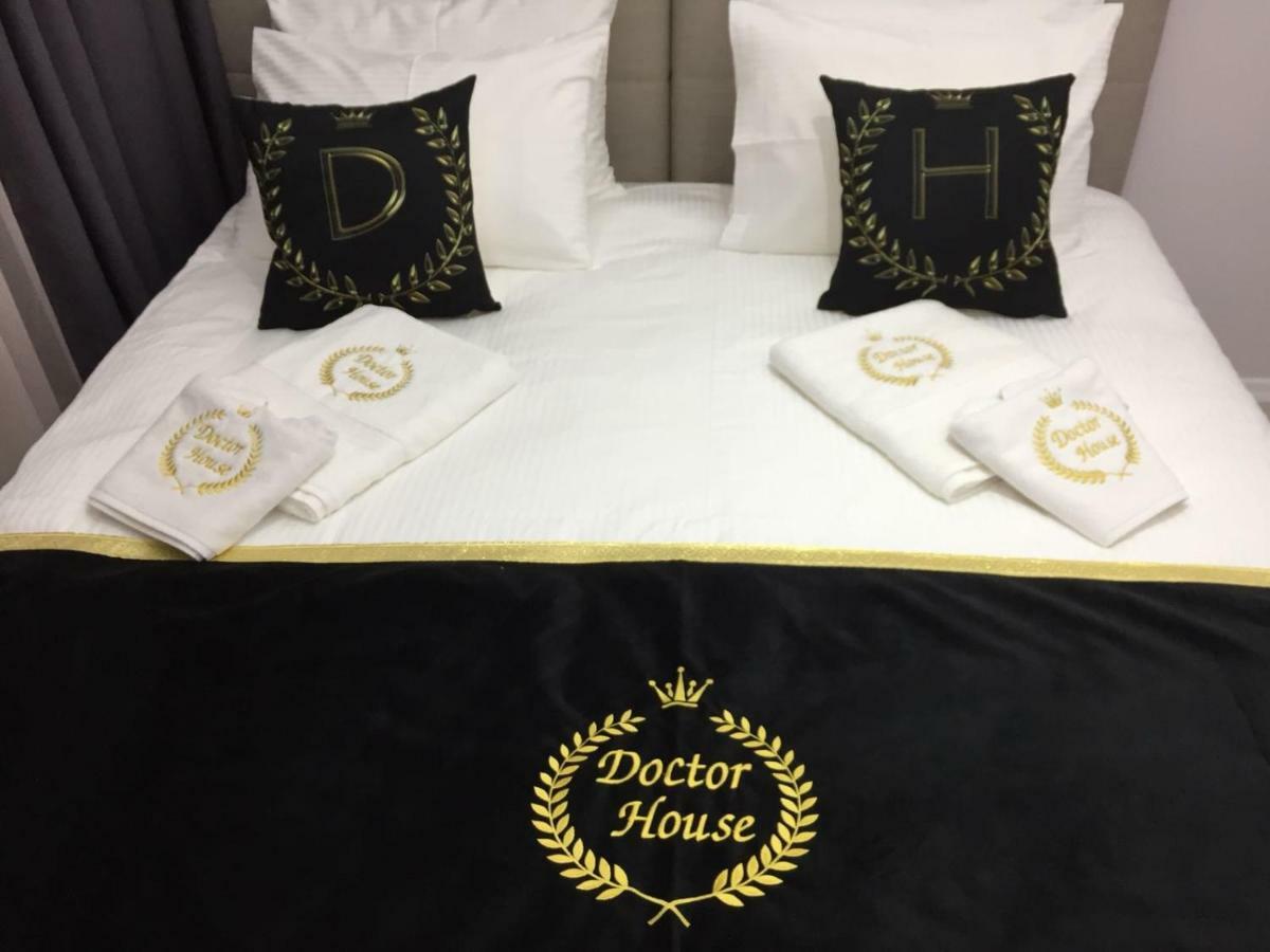 Doctor House Hotel Talas Exterior photo